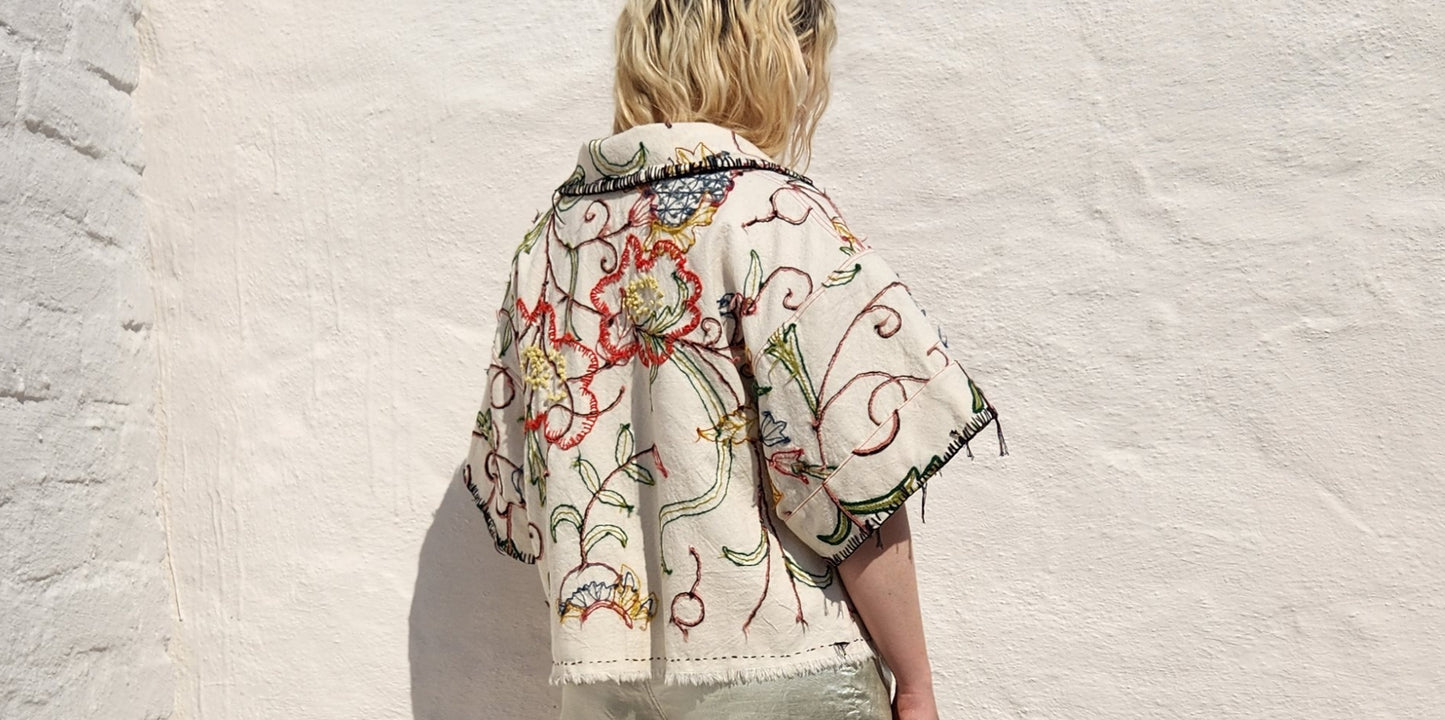 EMBROIDERED SHIRT