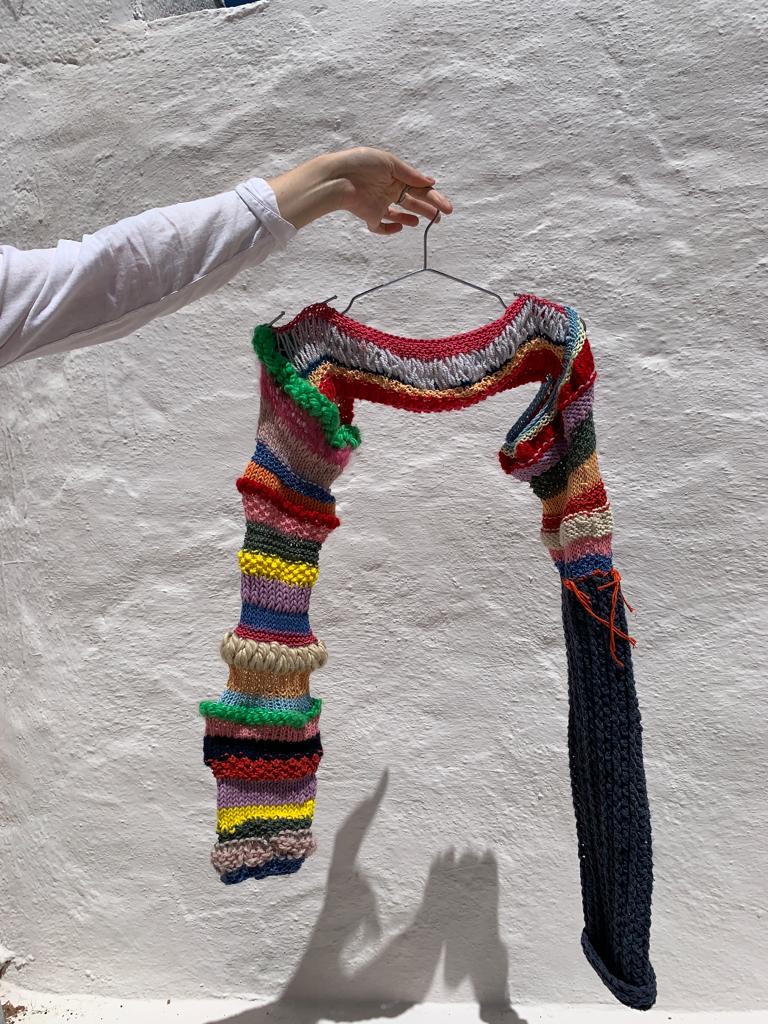 NIPPY KNIT SLEEVE SHRUG