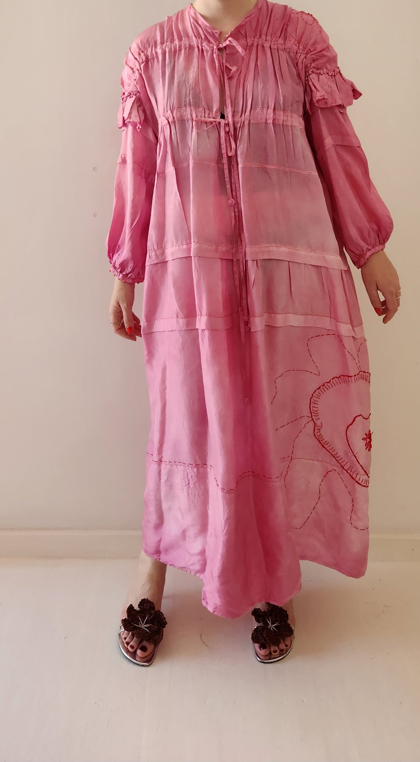 EMBROIDERED GATHER DRESS