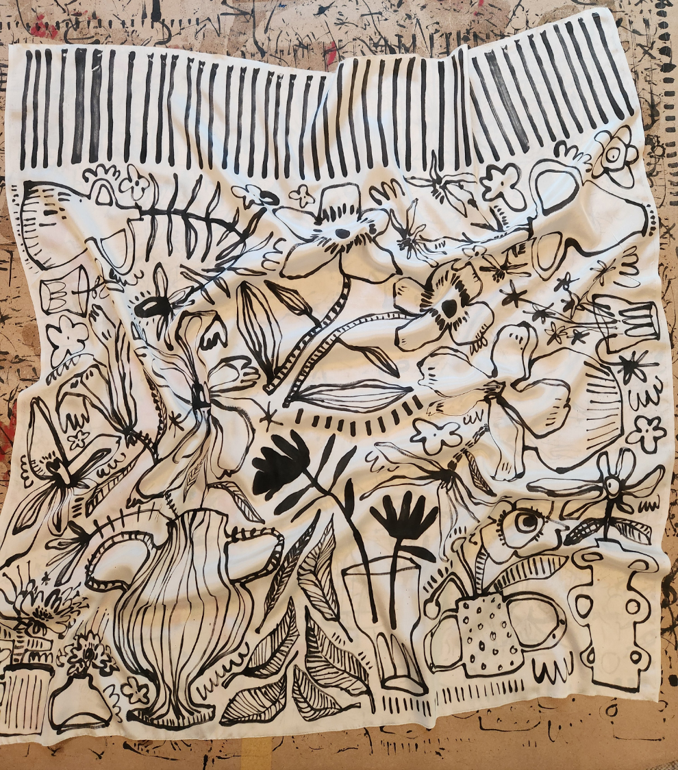 Hand painted silk scarf - BLOM STREEP 1